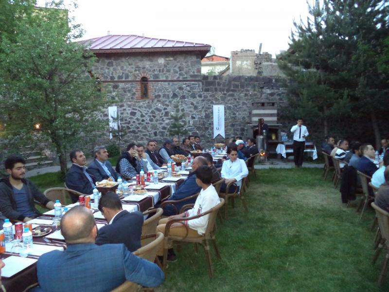KARS ÇİMENTO İFTAR YEMEĞİ