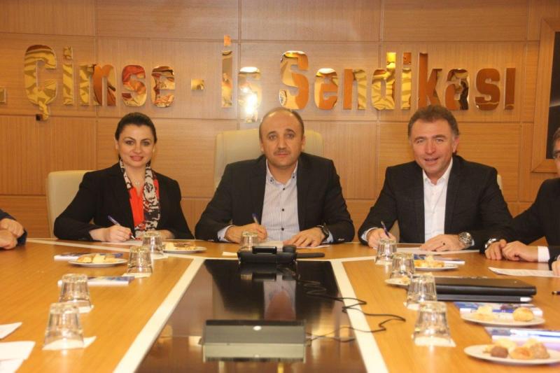 KÜTAHYA PORSELEN VE KÜTAHYA SERAMİK'TE ANLAŞMAYA VARILDI