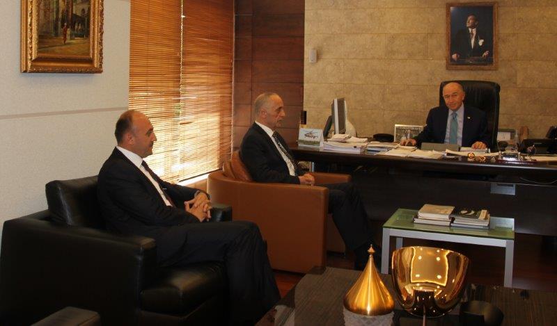 NİHAT ÖZDEMİR'E TAZİYE ZİYARETİ