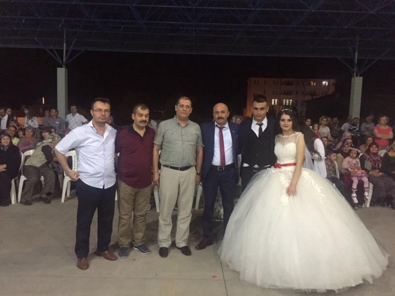 PEKER AİLESİNİN MUTLU GÜNÜ