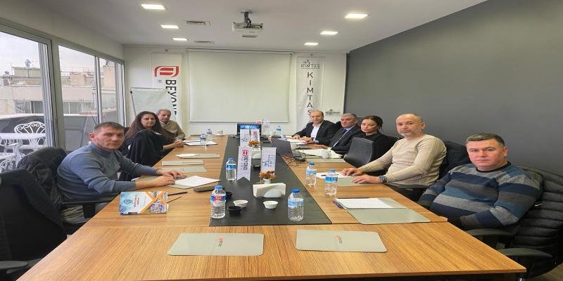 KUMTAŞ'TA GÖRÜŞMELER DEVAM EDİYOR